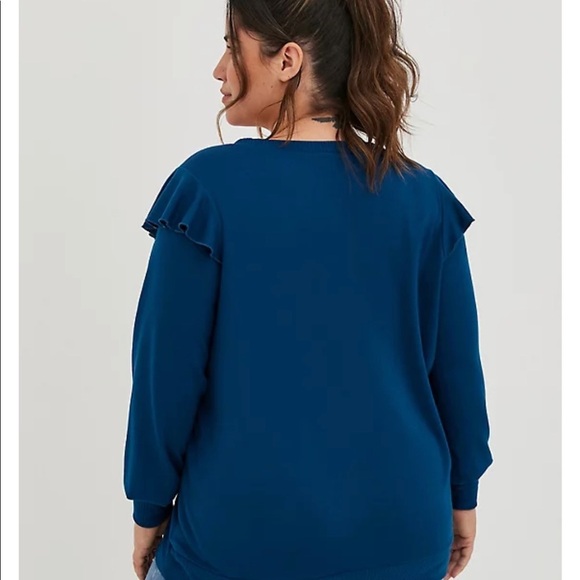 Torrid - RUFFLE TRIM SWEATSHIRT - LIGHTWEIGHT FRENCH TERRY BLUE - Picture 3 of 4